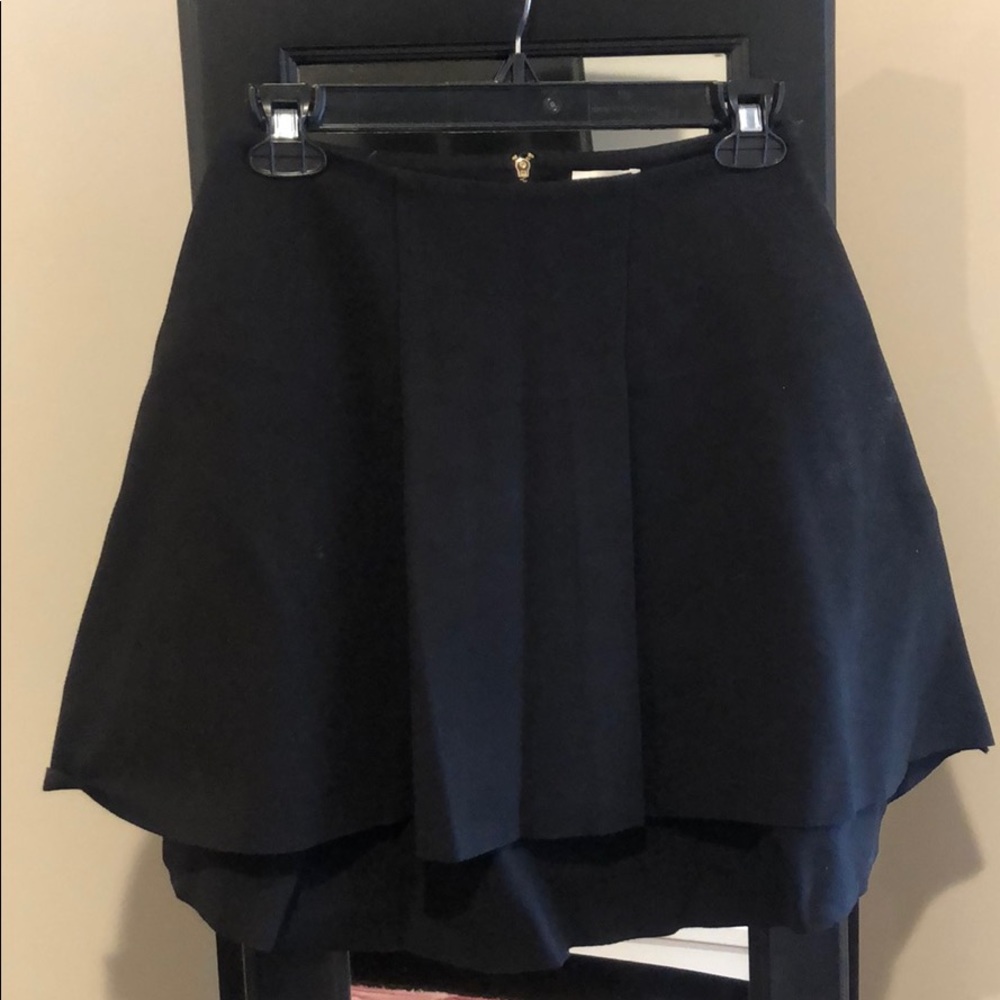 Parker skirt - size small - black